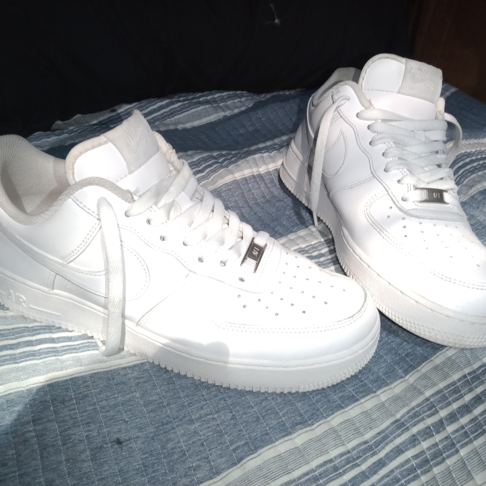 Nike Air Force 1 White Sneakers